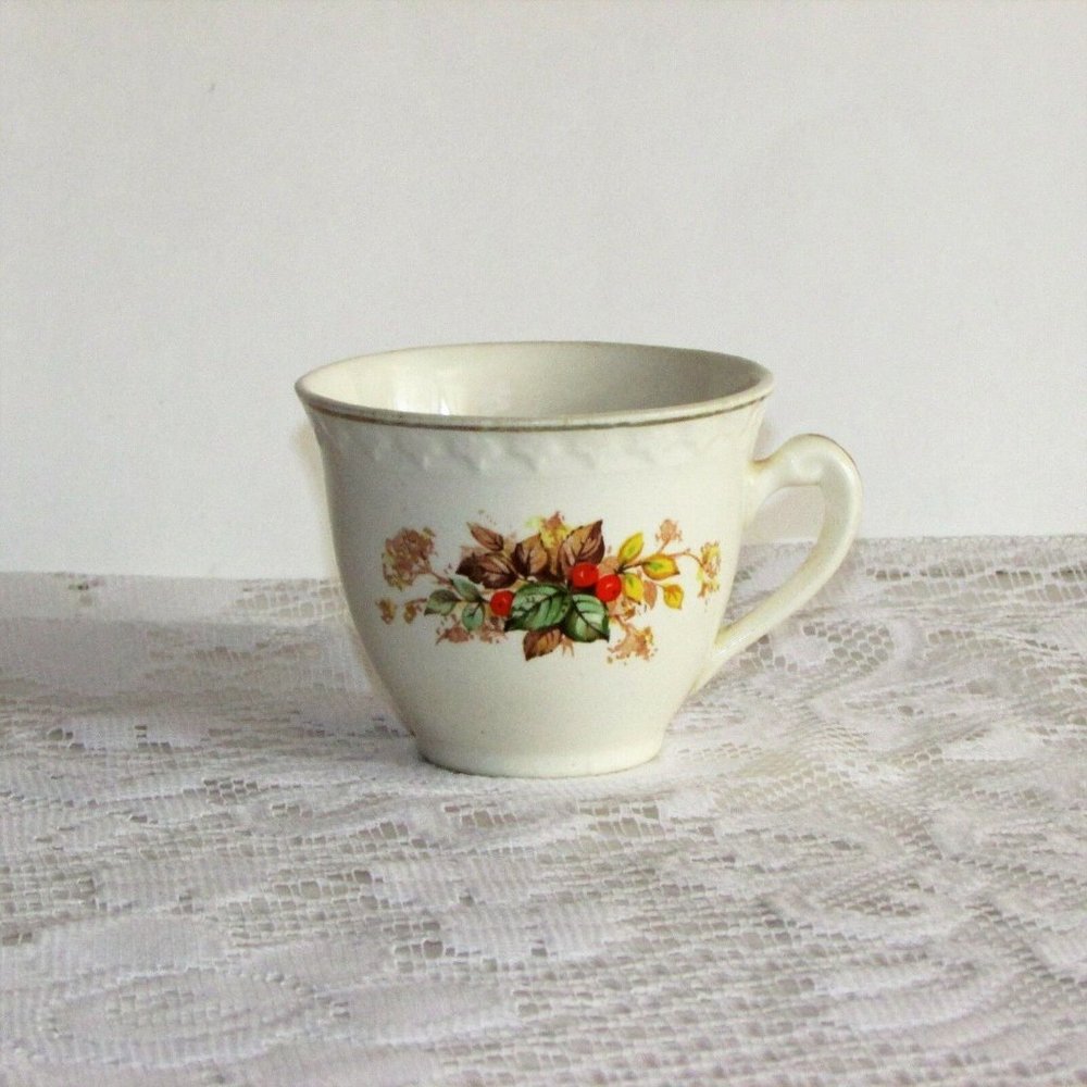Vintage H. AYNSLEY Coffee Tea Cup Teacup Antique Leaves & Berries Cottagecore